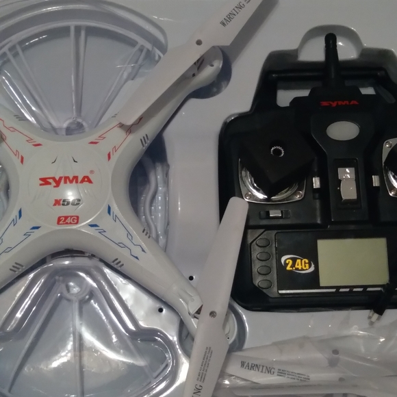 Syma x5C 4ch remote control dronecopter - Picture 5 of 5